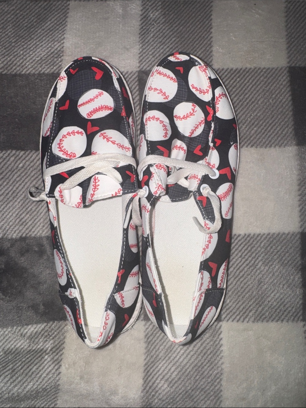 Amazon Black & White Baseball Print Flats with Red Accents